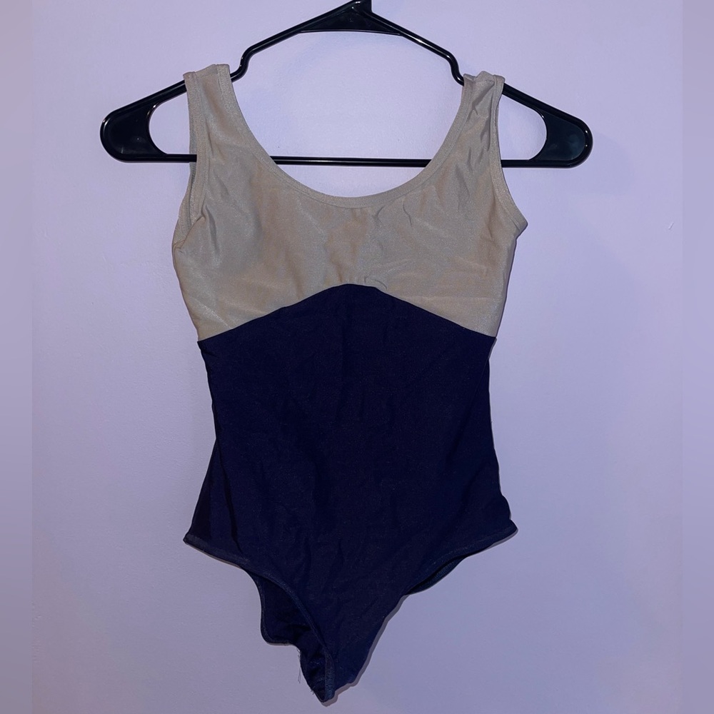 Yumiko Leotard